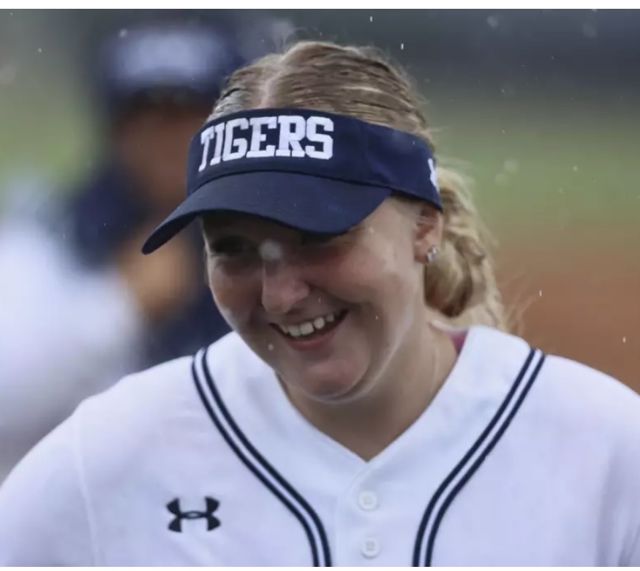Athlete profile featured image number 2 of 5