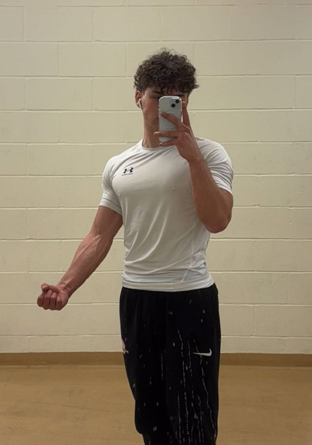 Athlete profile featured image number 3 of 4