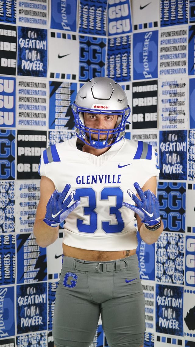 Athlete profile featured image number 2 of 6