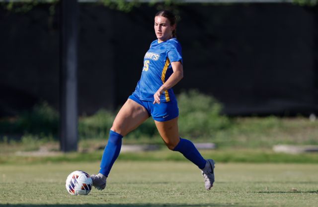 Athlete profile featured image number 1 of 5