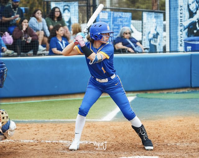 Athlete profile featured image number 1 of 4