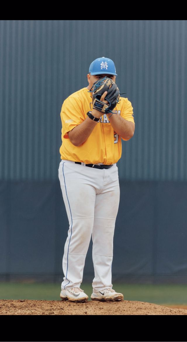 Athlete profile featured image number 1 of 4