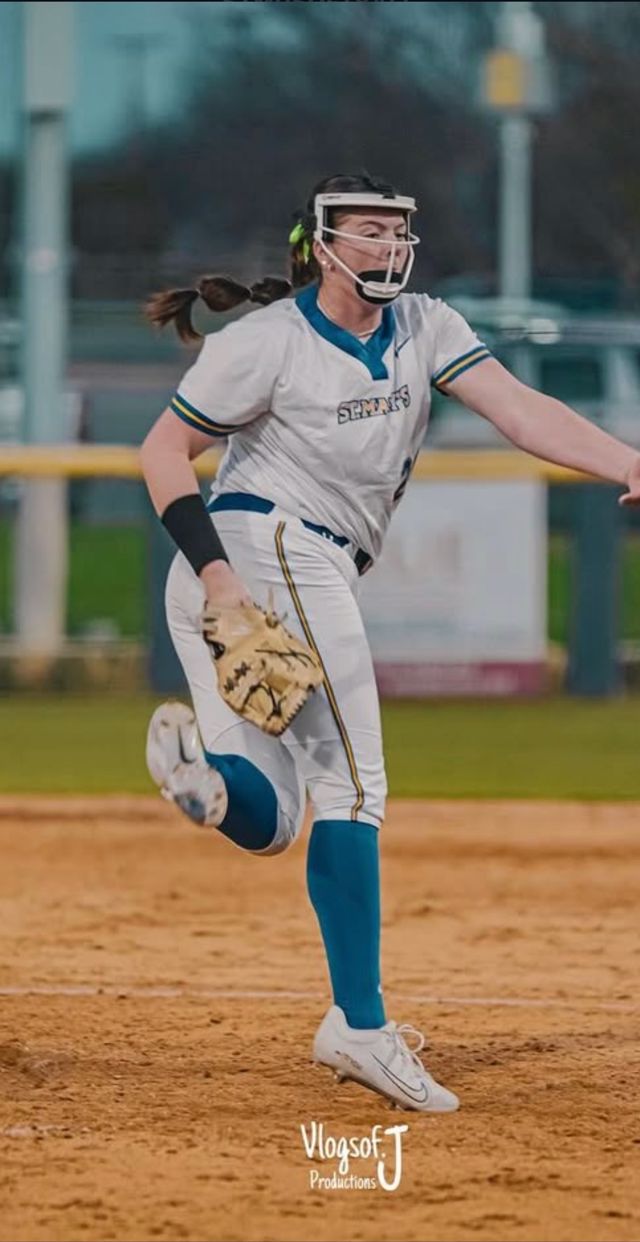 Athlete profile featured image number 2 of 9