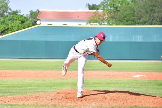 Athlete profile featured image number 2 of 4