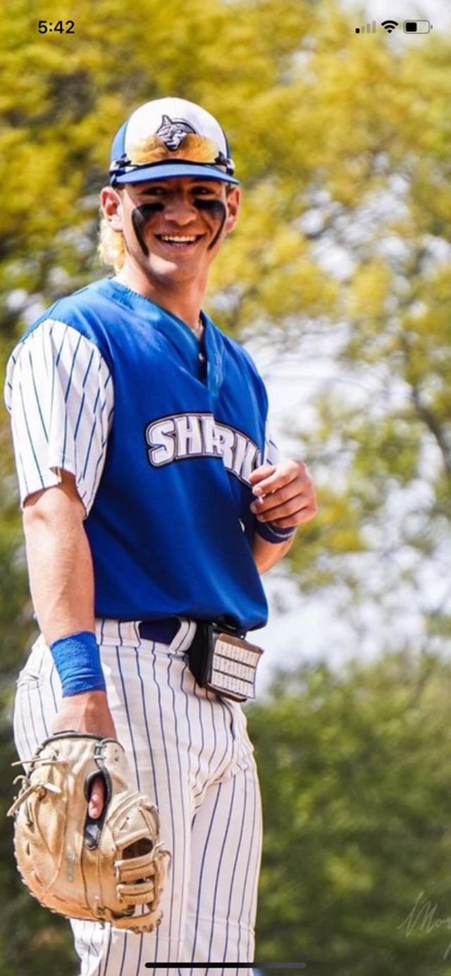 Athlete profile featured image number 1 of 4