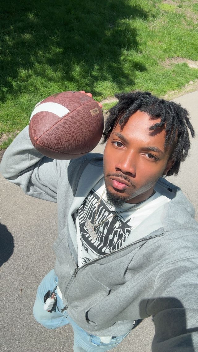 Athlete profile featured image number 2 of 4