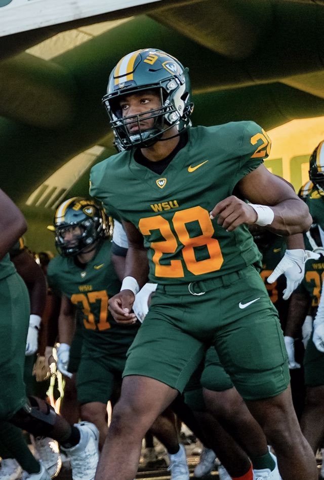 Athlete profile featured image number 1 of 4