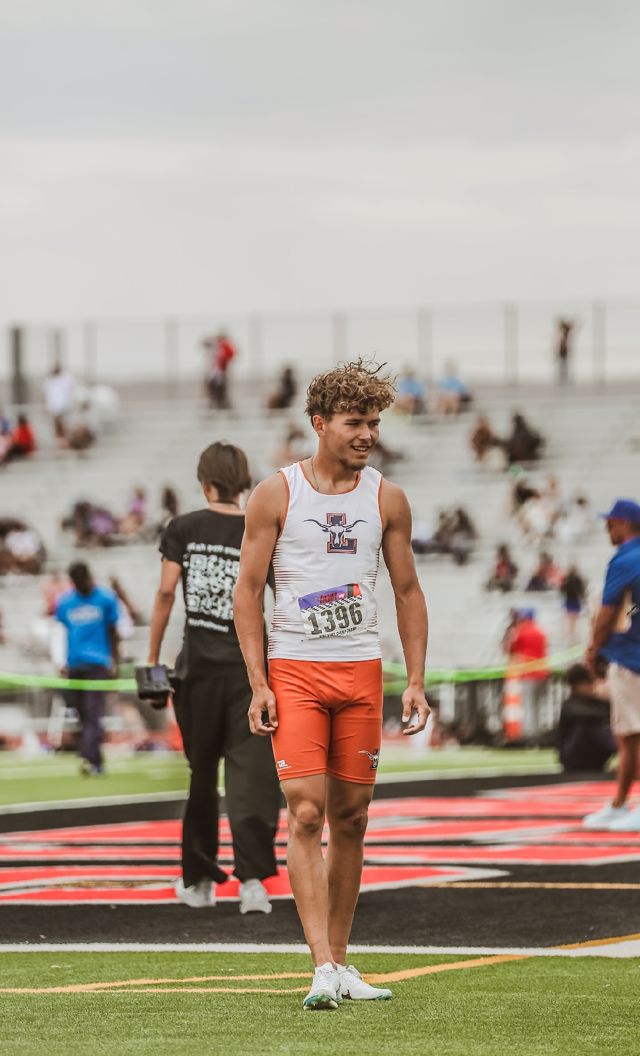 Athlete profile featured image number 3 of 5