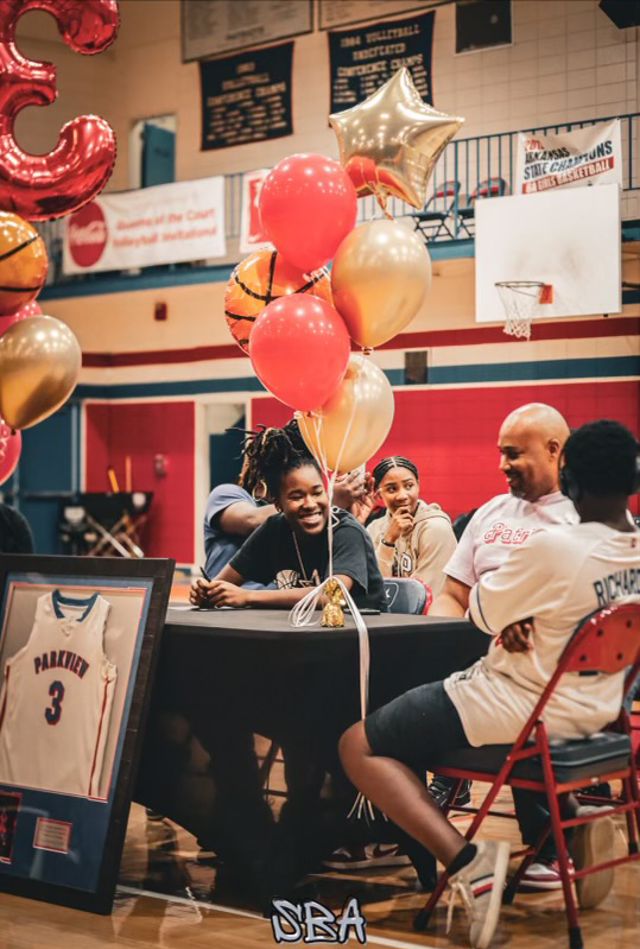 Athlete profile featured image number 2 of 5