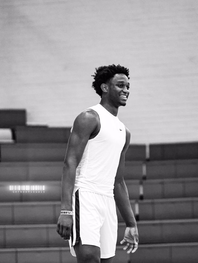 Athlete profile featured image number 3 of 10