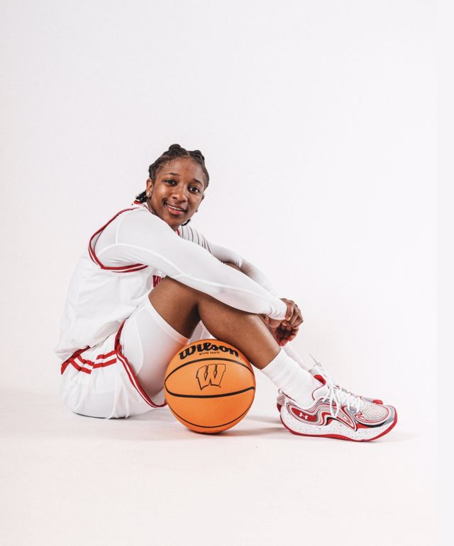 Athlete profile featured image number 3 of 4