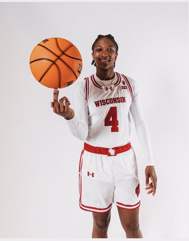 Athlete profile featured image number 2 of 4