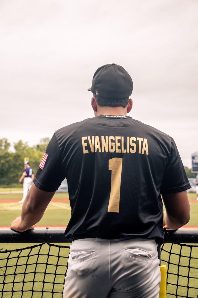 Athlete profile featured image number 1 of 4