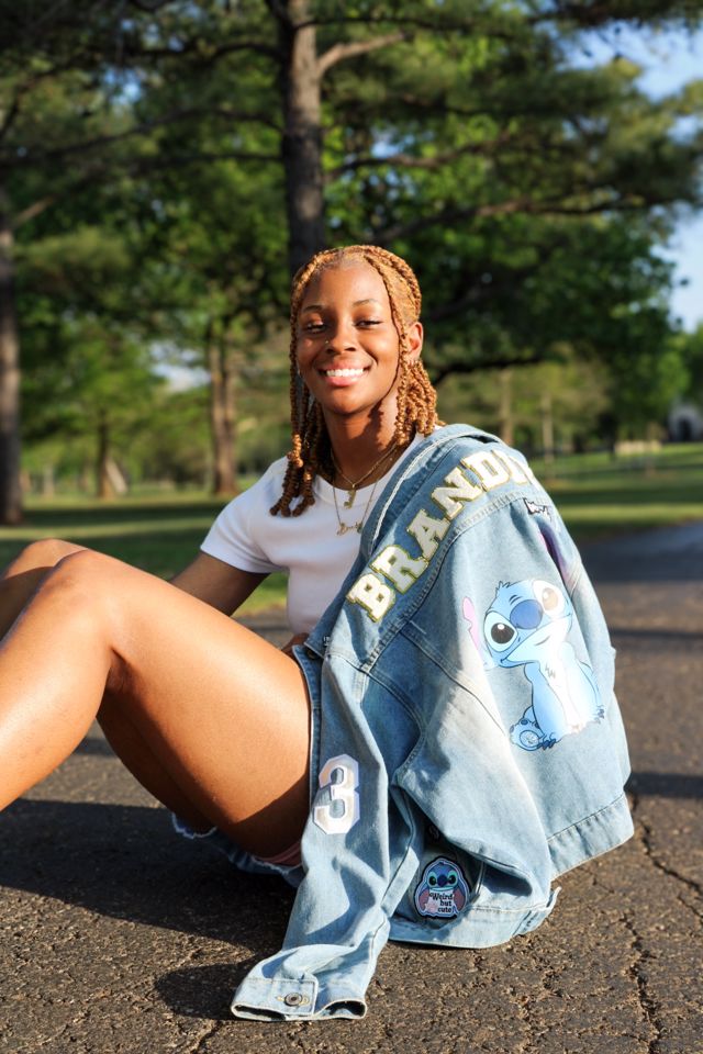 Athlete profile featured image number 2 of 4