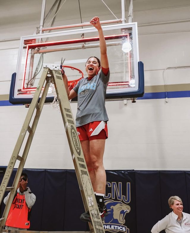 Athlete profile featured image number 2 of 4