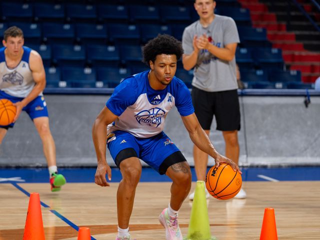 Athlete profile featured image number 2 of 4