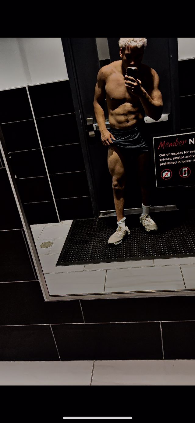 Athlete profile featured image number 2 of 9