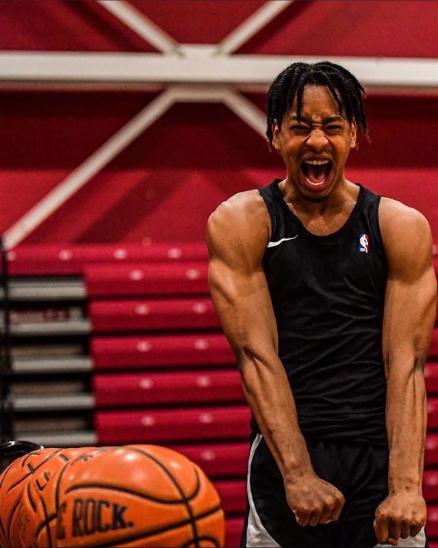 Athlete profile featured image number 1 of 5