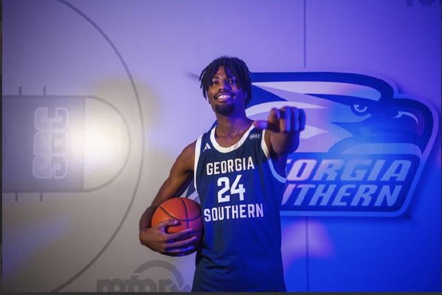 Athlete profile featured image number 1 of 4