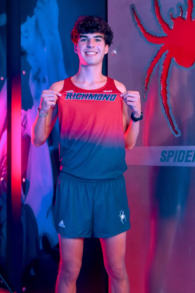 Athlete profile featured image number 2 of 4