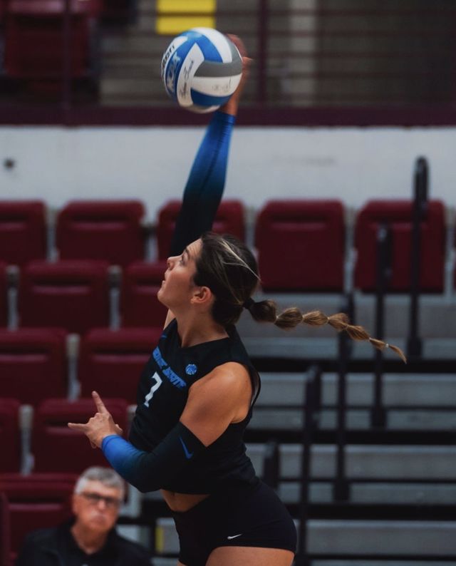 Athlete profile featured image number 2 of 4