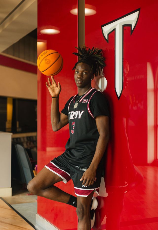 Athlete profile featured image number 3 of 4