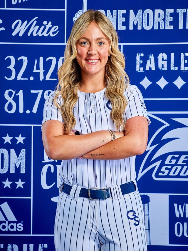 Athlete profile featured image number 1 of 4