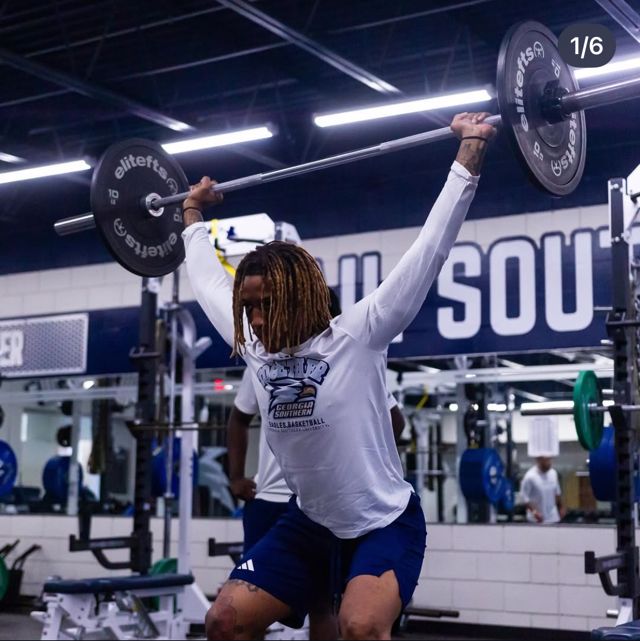Athlete profile featured image number 6 of 7