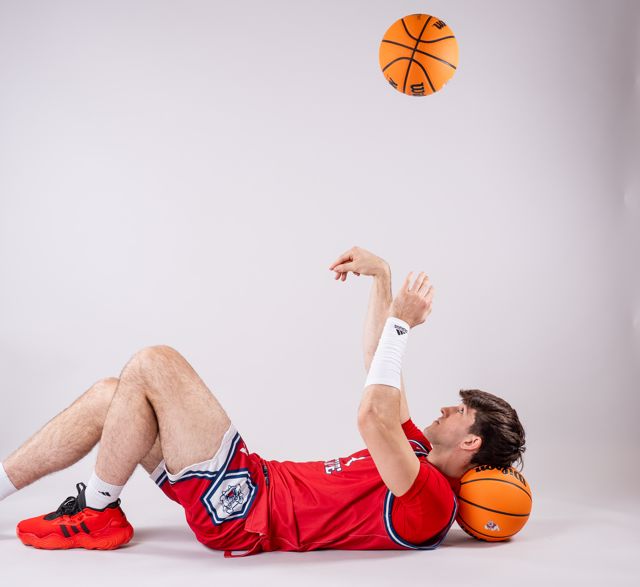 Athlete profile featured image number 3 of 5