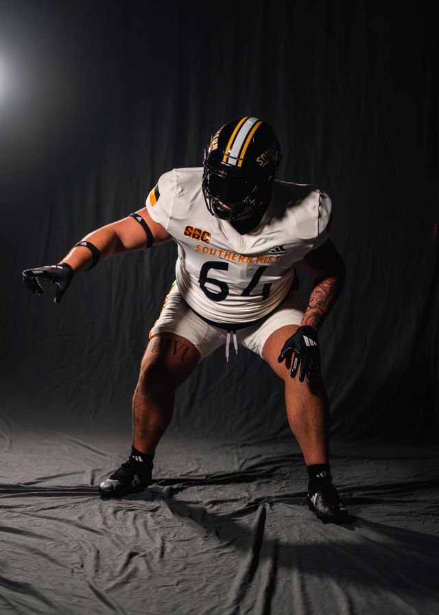 Athlete profile featured image number 2 of 4