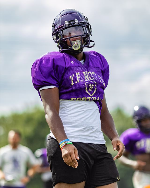 Athlete profile featured image number 2 of 5