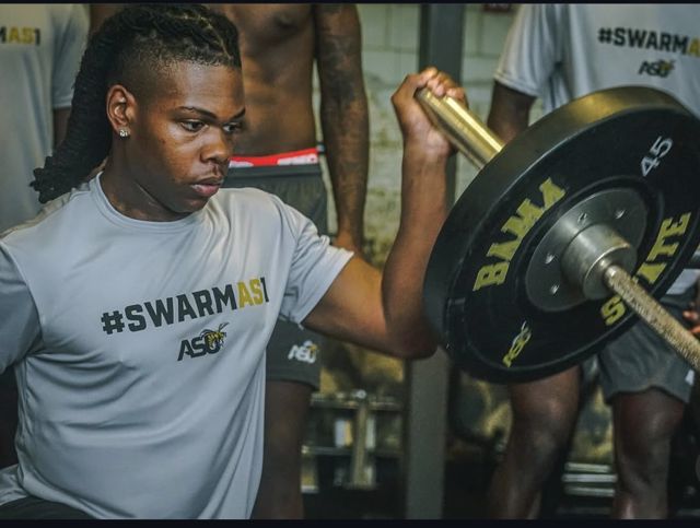 Athlete profile featured image number 2 of 7