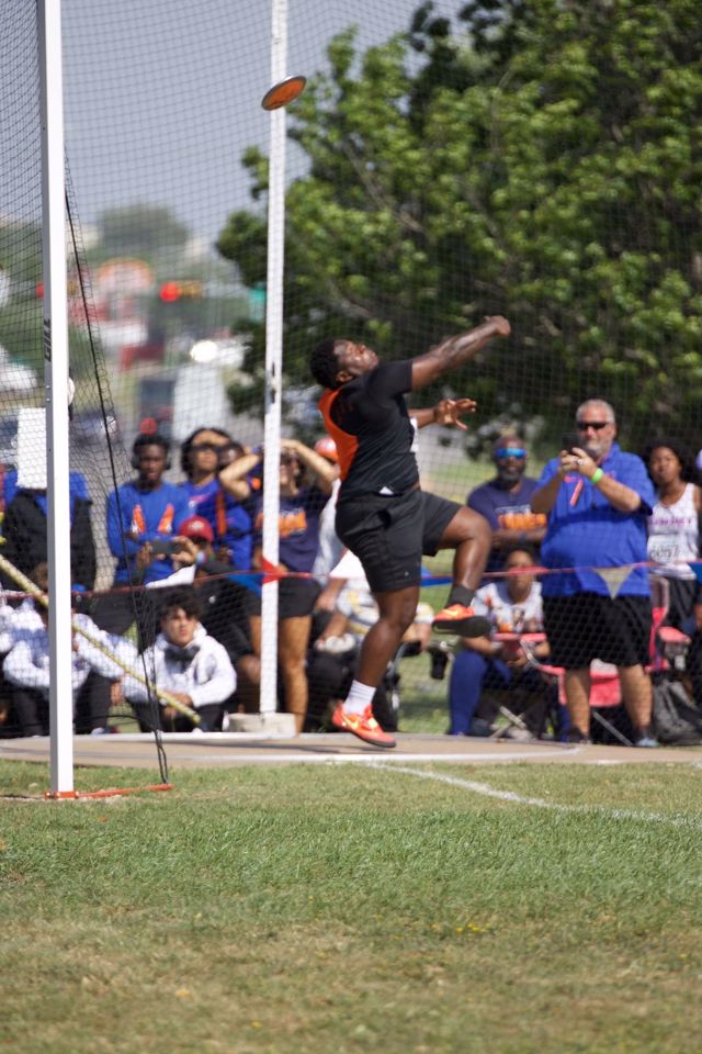 Athlete profile featured image number 1 of 5