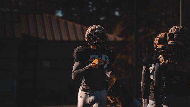 Athlete profile featured image number 2 of 5