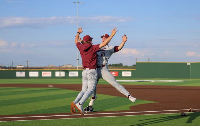 Athlete profile featured image number 1 of 4