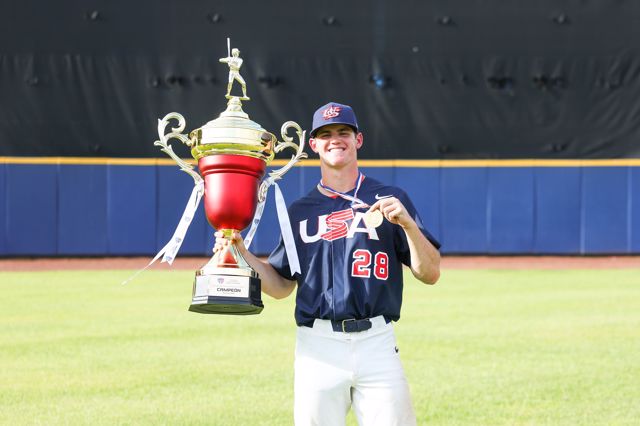 Athlete profile featured image number 2 of 4