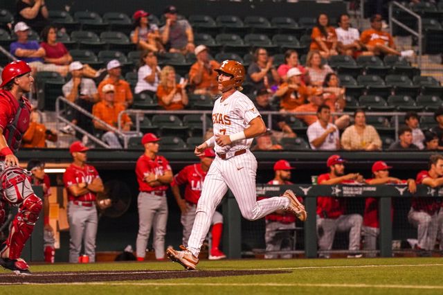 Athlete profile featured image number 3 of 6