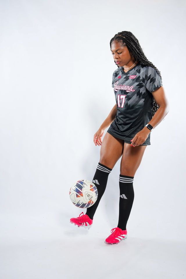 Athlete profile featured image number 2 of 4