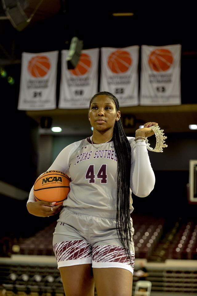 Athlete profile featured image number 4 of 10