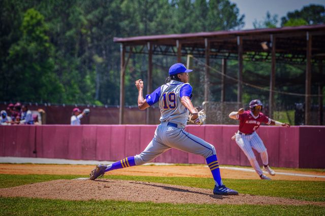 Athlete profile featured image number 1 of 4