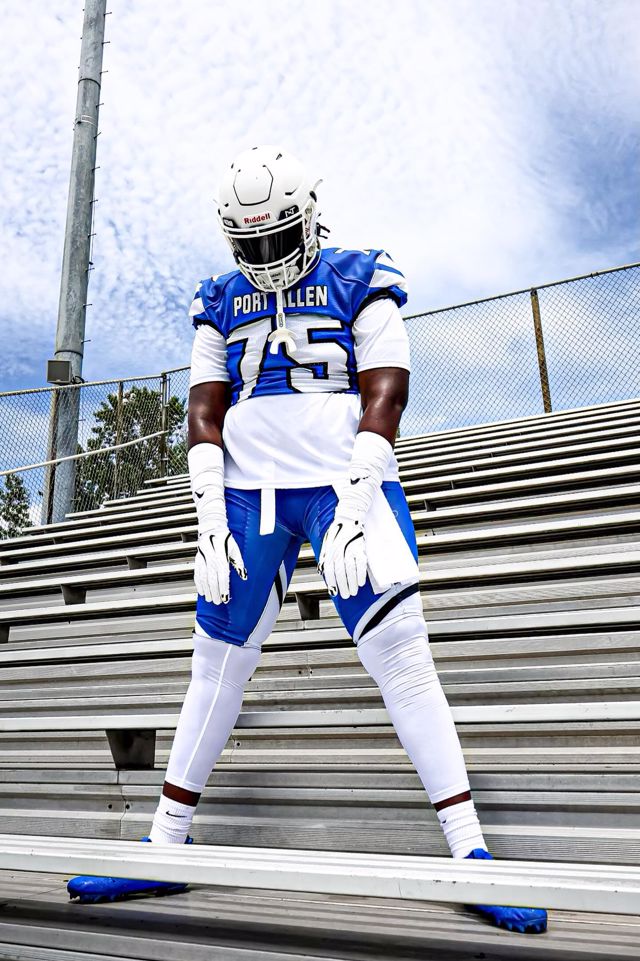 Athlete profile featured image number 3 of 8