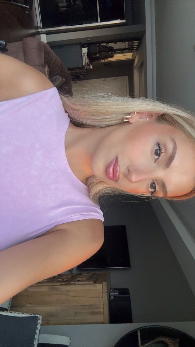 Athlete profile featured image number 2 of 4