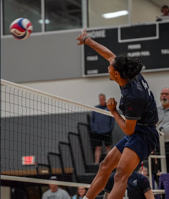 Athlete profile featured image number 3 of 10