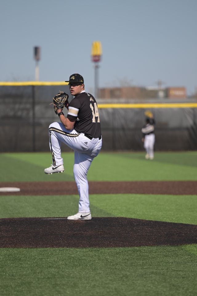 Athlete profile featured image number 2 of 4