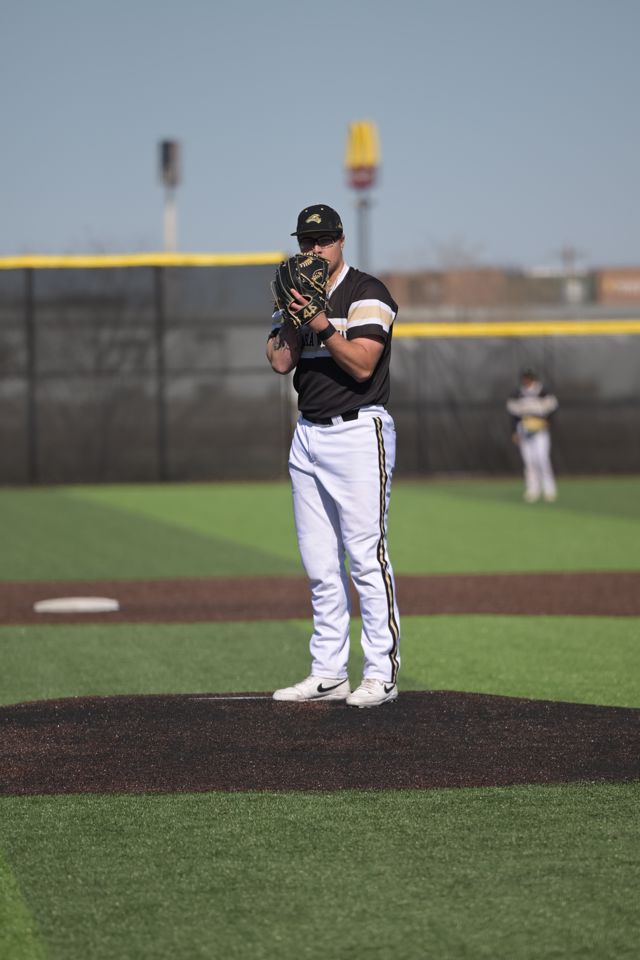 Athlete profile featured image number 1 of 4