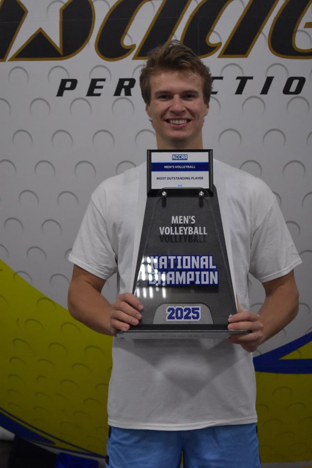 Athlete profile featured image number 2 of 5
