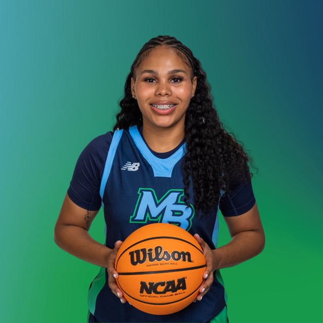 Athlete profile featured image number 2 of 4