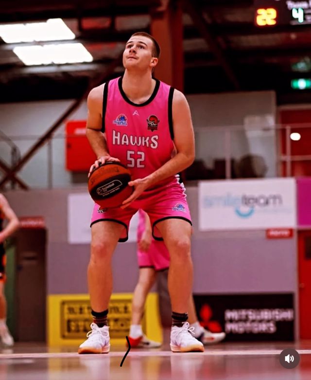 Athlete profile featured image number 2 of 4