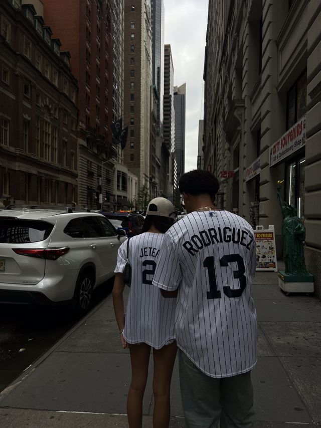 Athlete profile featured image number 1 of 8