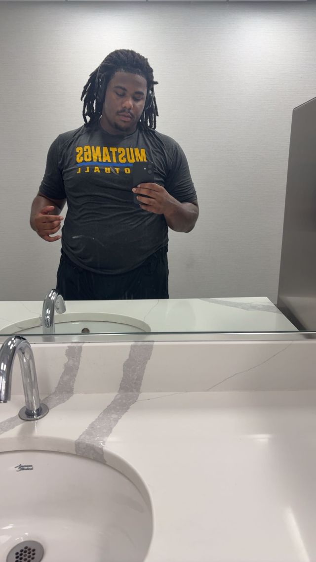 Athlete profile featured image number 6 of 6